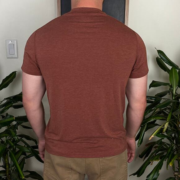 LL Bean Graphic T-Shirt - Picture 3 of 4